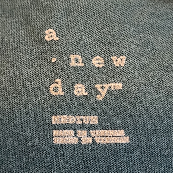 A New Day green ruffle detail short sleeve Shirt Size M - Picture 5 of 9